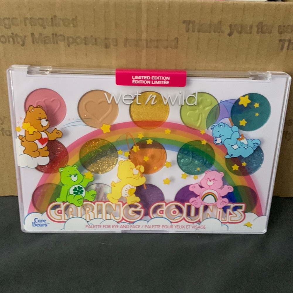 Wet n Wild Care Bears Caring Counts Eye & Face Palette - sealed
